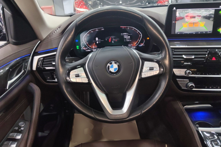 宝马5系 2022款 改款 525Li 豪华套装中控内饰13