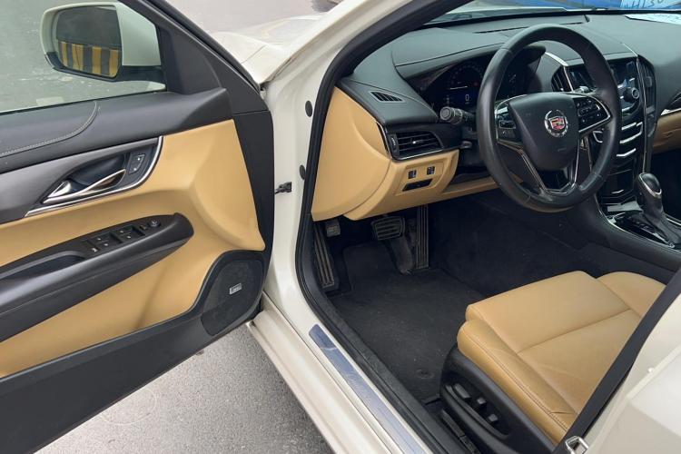 凯迪拉克ATS(进口) 2014款 28T 舒适型中控内饰7003