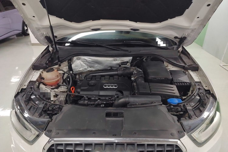 奥迪Q3 2013款 35 TFSI 舒适型局部细节24