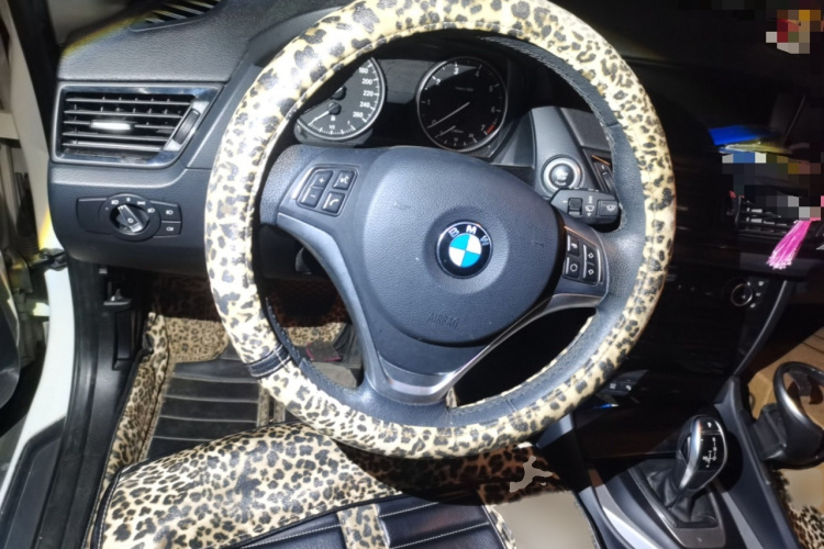 宝马X1 2014款 sDrive18i 领先型局部细节13