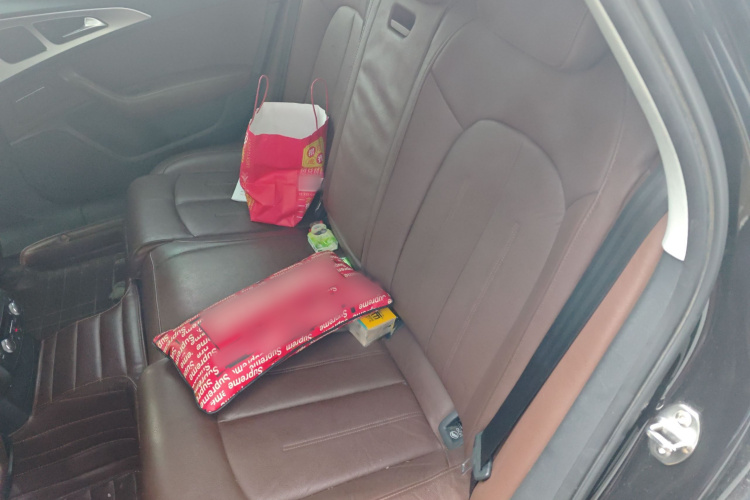 奥迪A6L 2014款 TFSI 舒适型中控内饰21