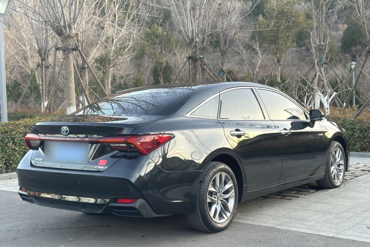 丰田 亚洲龙 2019款 双擎 2.5L 豪华版 国VI车身外观6003