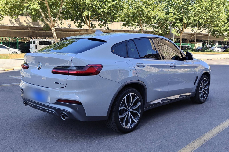 宝马X4 2020款 xDrive25i M越野套装车身外观6005
