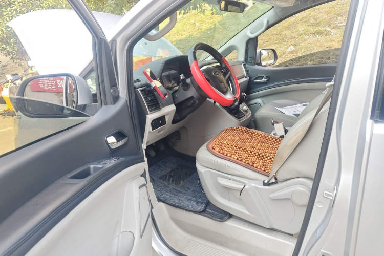 江淮瑞风 瑞风M4 2020款 2.0CTI 柴油 手动劲享型 国VI中控内饰20