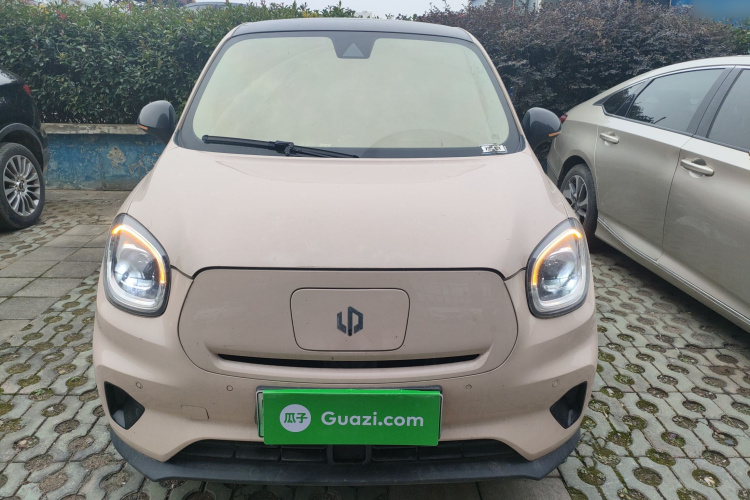 零跑汽车 零跑T03 2021款 400豪华Pro版车身外观2