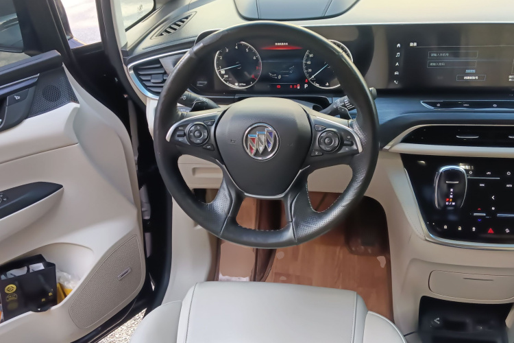 别克GL8 2020款 Avenir艾维亚 七座亲礼版中控内饰13