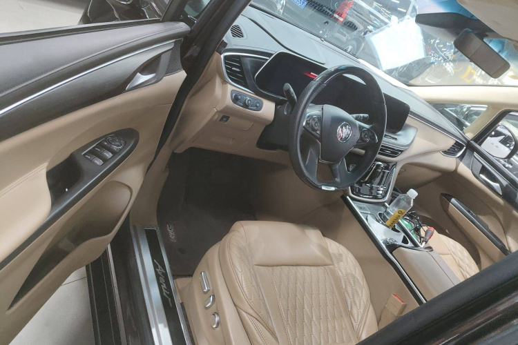 别克GL8 2021款 ES陆尊 653T 尊享型中控内饰20