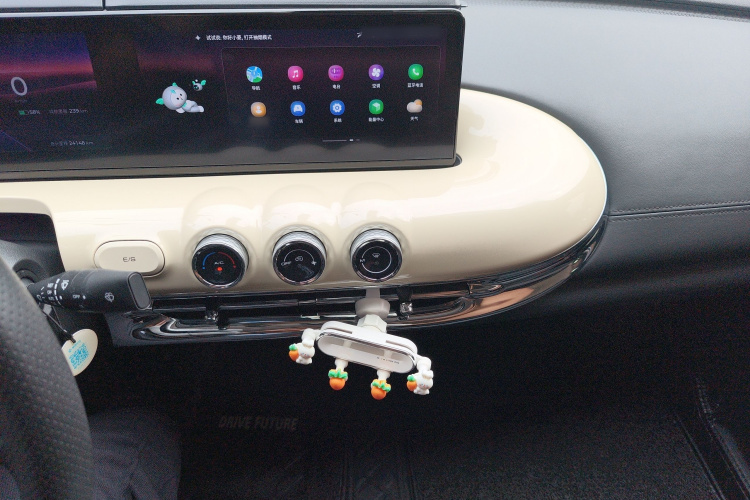 五菱汽车 五菱缤果 2023款 410km 灵犀尊享款局部细节16