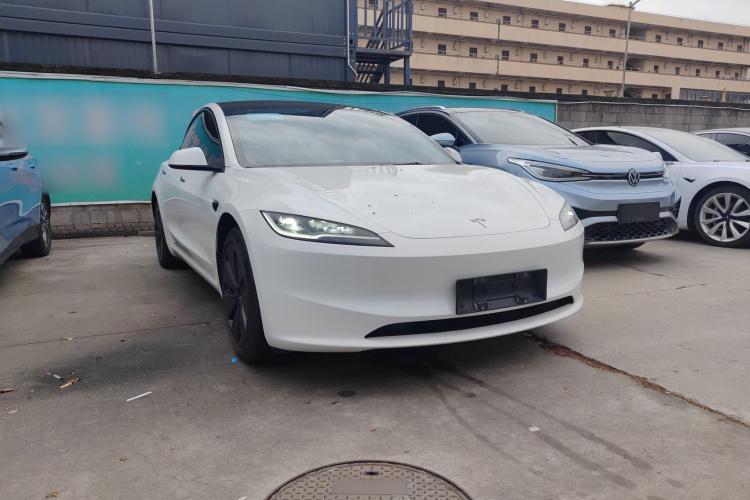 特斯拉 Model 3 2023款 后轮驱动版车身外观6002