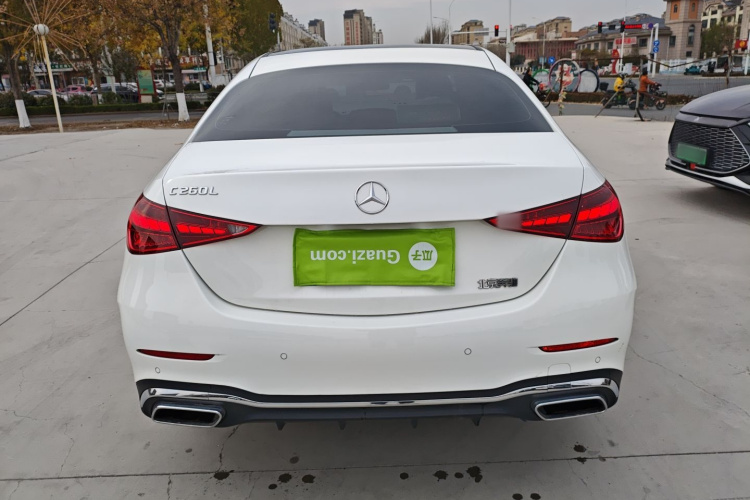 奔驰C级 2023款 C 260 L 运动版车身外观6