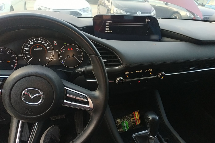 马自达3 昂克赛拉 2020款 2.0L 自动质雅版中控内饰12