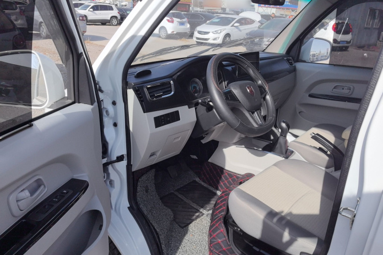 金杯 小海狮X30 2024款 1.5L 财富型客车 5/6/7座中控内饰20