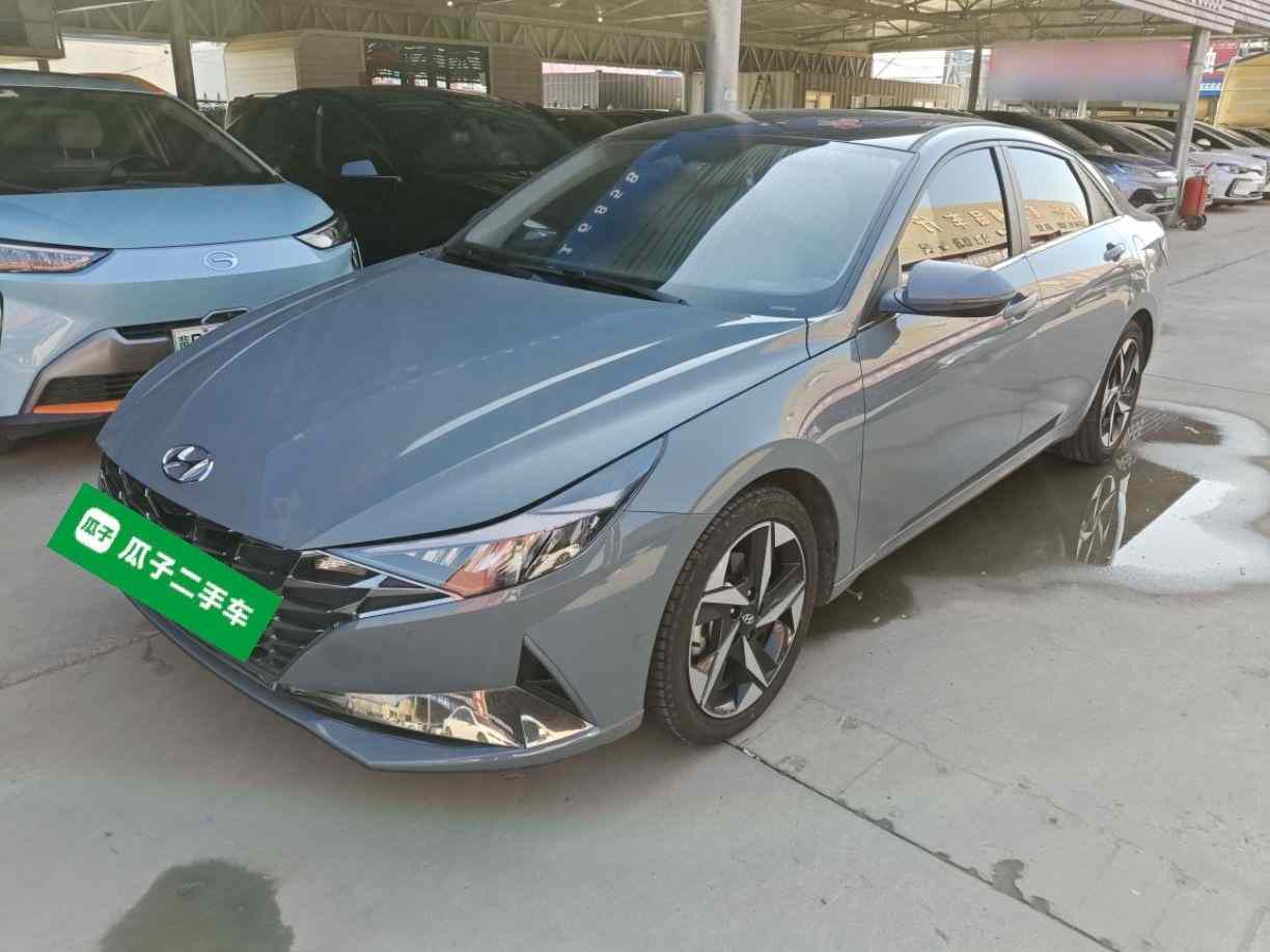 现代 伊兰特 2022款 1.5L CVT LUX尊贵版(2)