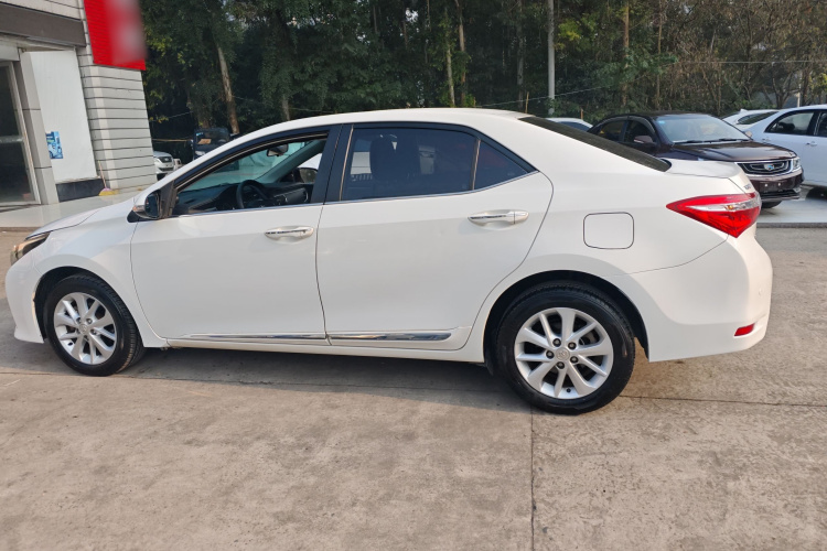 丰田 卡罗拉 2017款 1.2T CVT GL-i真皮版车身外观4