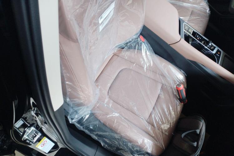 奔腾B70 2024款 龙腾版 1.5T 领创型中控内饰41