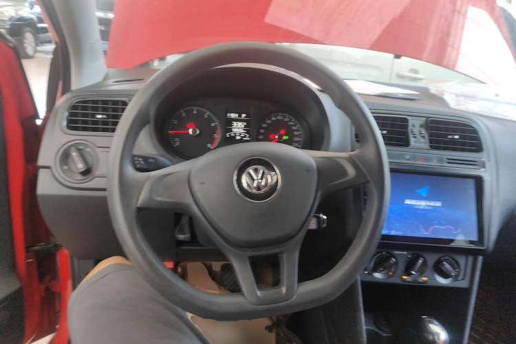 大众 Polo 2018款 1.5L 自动安驾型中控内饰13