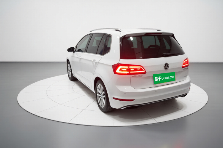 大众 高尔夫·嘉旅 2019款 280TSI 自动好奇型 国V车身外观5