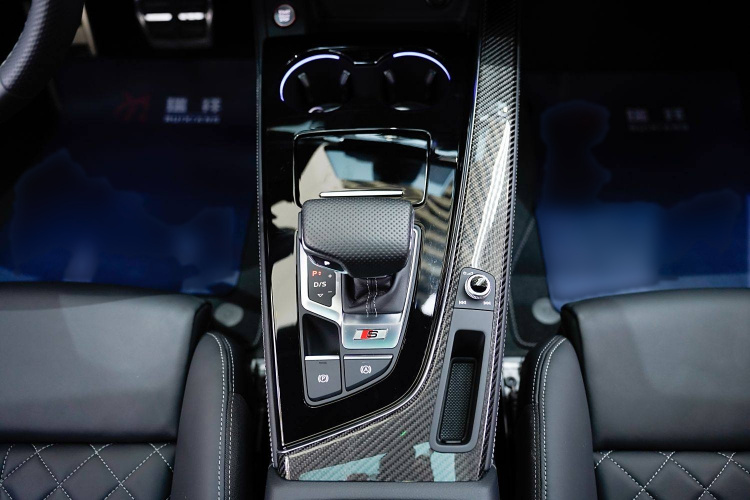 奥迪S5 2023款 S5 3.0T Coupe中控内饰7006