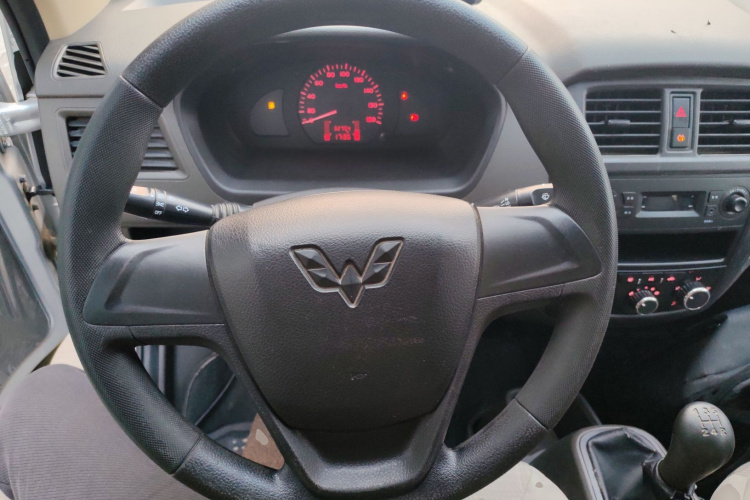 五菱汽车 五菱荣光 2020款 1.2L S 基本型 国VI中控内饰13