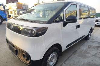 上汽大通MAXUS 大拿V1 2025款 V1+长轴低顶 多功能版（62kWh）