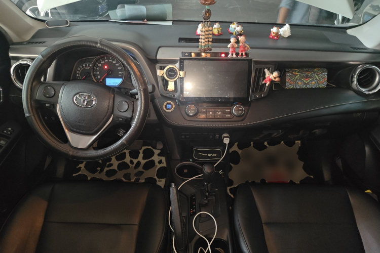 丰田 RAV4荣放 2016款 2.0L CVT两驱风尚版 国V中控内饰12