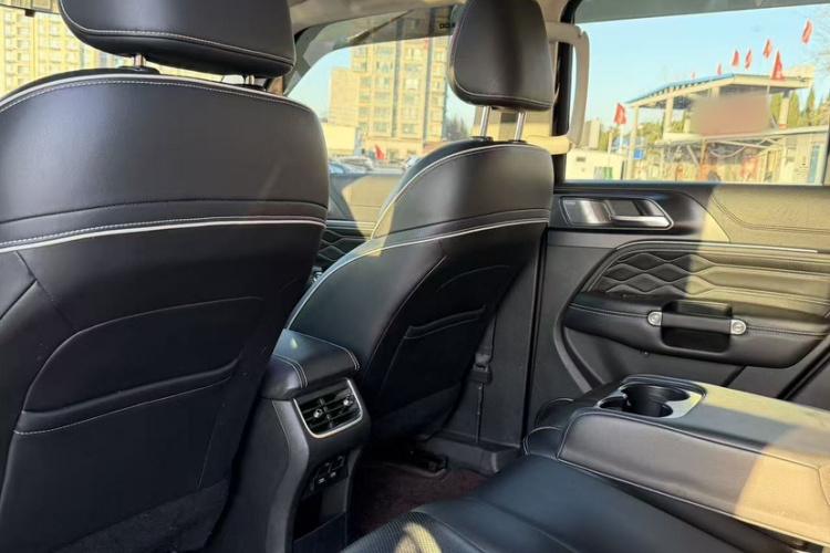 坦克300 2021款 越野版 2.0T 征服者中控内饰7003