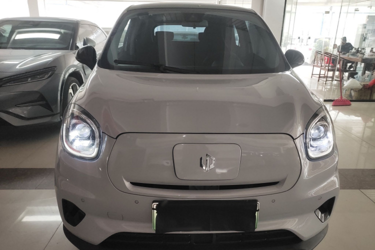 零跑汽车 零跑T03 2022款 星钻版车身外观6001