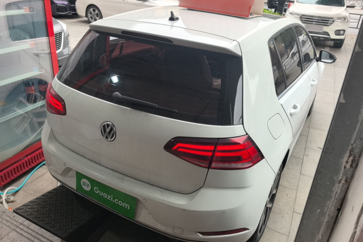 大众 高尔夫 2020款 280TSI DSG舒适型车身外观7