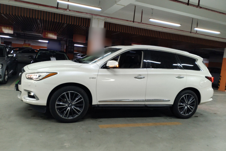 英菲尼迪QX60(进口) 2016款 2.5 S/C Hybrid 两驱卓越版 国V车身外观4