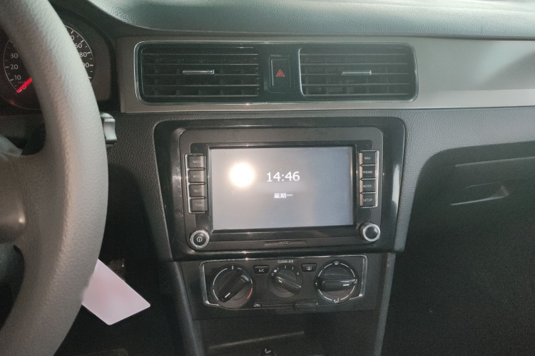 大众 桑塔纳 2015款 1.6L 手动舒适版局部细节16