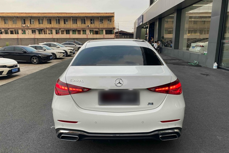 奔驰C级 2024款 改款 C 260 L 运动版车身外观6004