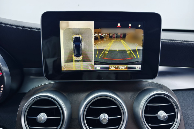 奔驰GLC 2017款 GLC 300 4MATIC 动感型中控内饰7007