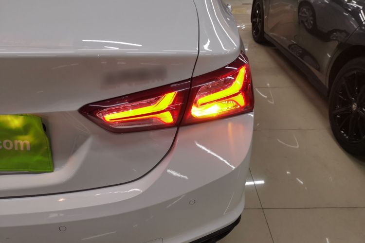 雪佛兰 迈锐宝XL 2019款 535T CVT锐动版车身外观9