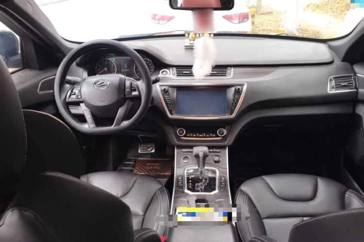 陆风X7 2015款 2.0T 全景尊贵版中控内饰12