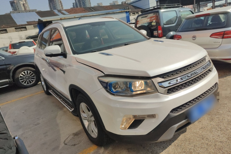 长安CS75 2016款 1.8T 自动精英型 国IV车身外观3