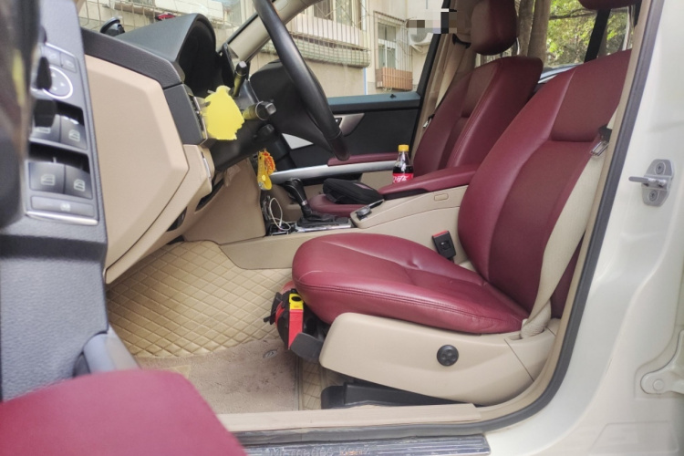 奔驰GLK级 2012款 GLK 300 4MATIC 动感型局部细节19