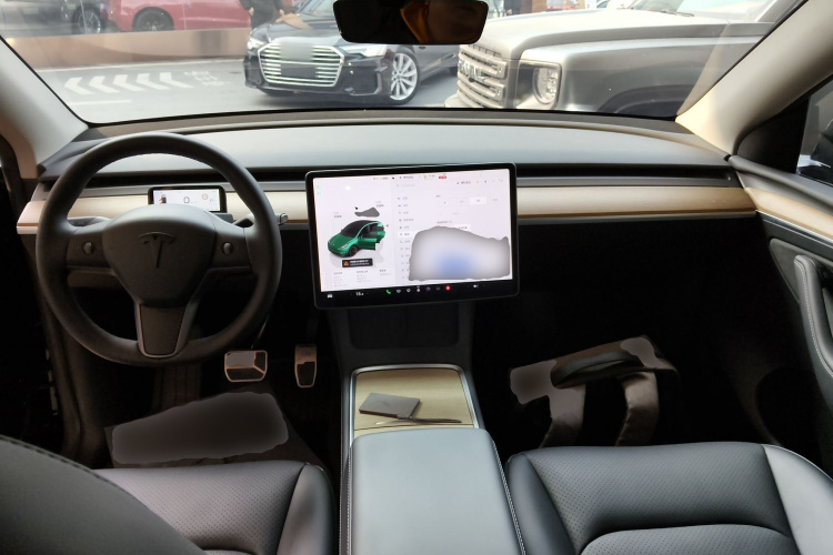 特斯拉 Model Y 2022款 后轮驱动版中控内饰7002