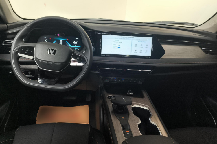 长安X7 PLUS 2024款 1.5T 自动尊耀型 7座中控内饰12