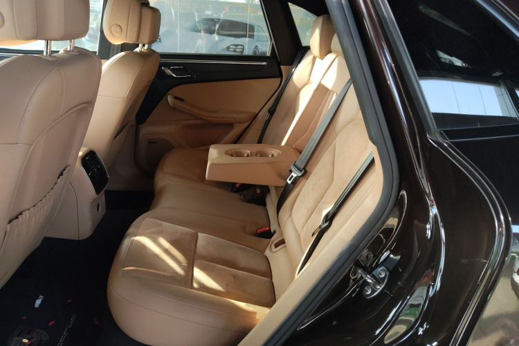 保时捷 2017款  Macan 2.0T中控内饰21