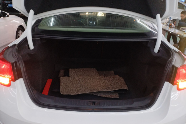 雪佛兰 迈锐宝 2014款 2.0L 自动舒适版局部细节23