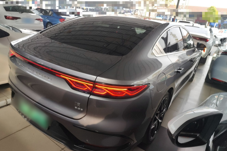 比亚迪 汉 2022款 EV 创世版 610KM四驱尊享型车身外观6005