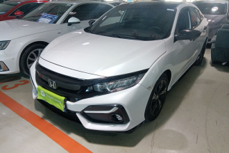 本田 思域 2021款 HATCHBACK 220TURBO CVT潮酷控