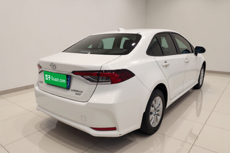 丰田 卡罗拉 2019款 1.2T S-CVT GL-i精英版车身外观7