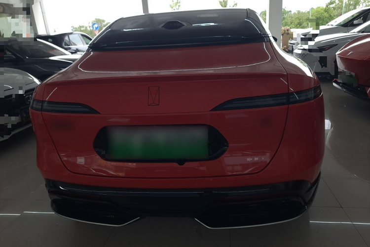 阿维塔06 2025款 Pro增程版车身外观6004