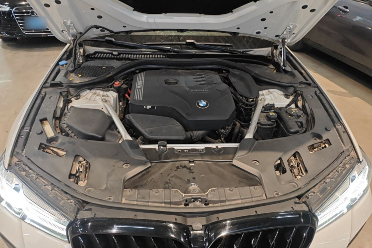 宝马5系 2022款 改款 530Li 领先型 M运动套装局部细节24