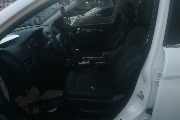 哈弗H6 2019款 运动版 1.5T 手动两驱精英型 国VI中控内饰19