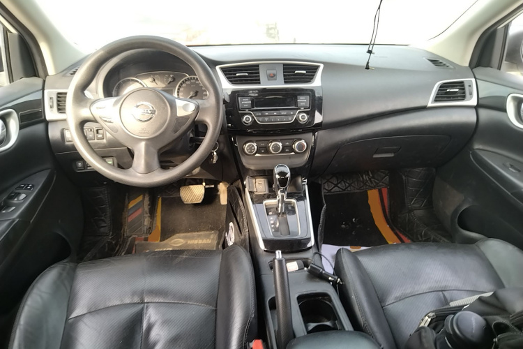 日产 轩逸 2016款 1.6XL CVT豪华版中控内饰12