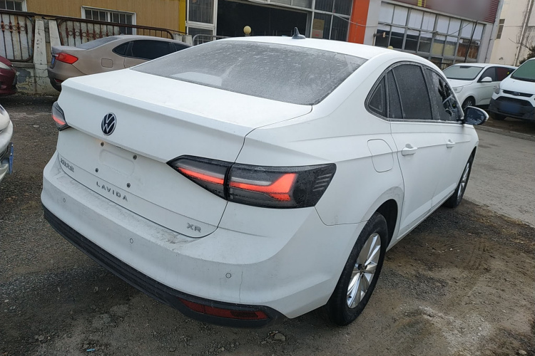 大众 朗逸 2023款 新锐 1.5L 自动新逸版车身外观7