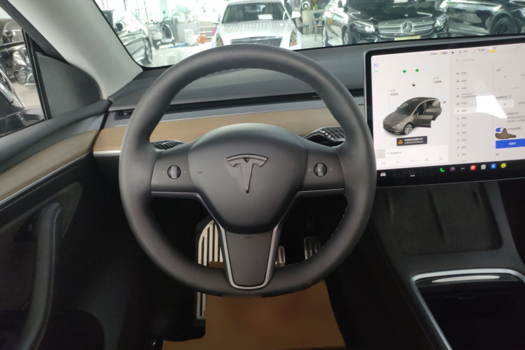 特斯拉 Model Y 2021款 标准续航后驱版局部细节13