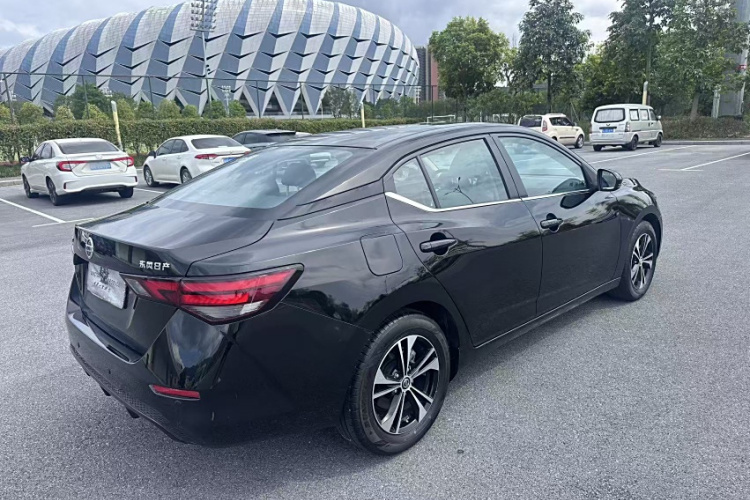 日产 轩逸 2022款 1.6L XL CVT悦享版车身外观6009